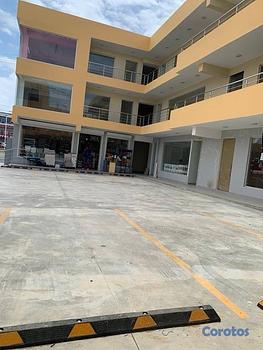 oficinas y locales comerciales - LOCALES COMERCIALES EN LA MISMA AVENIDA SAN VICENTE 