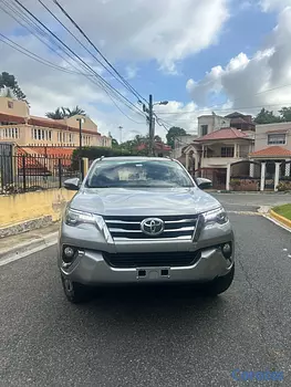 jeepetas y camionetas - Toyota Fortuner 2020