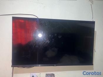 electrodomesticos - Vendo TV Smart TCL 40"  precio negociable 