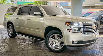 jeepetas y camionetas - Chevrolet Suburban Premier 2017