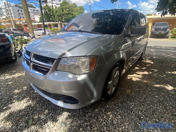 jeepetas y camionetas - dodge gran caravan 2014