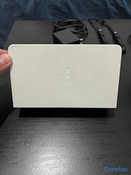 consolas y videojuegos - Nintendo Switch Oled. Usada