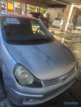 carros - Nissan AD año 2014 en excelentes condiciones