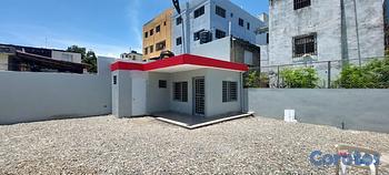 oficinas y locales comerciales - Alquilo en Piantini amplio local para dealer 355 m