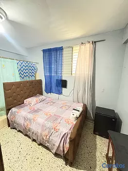 habitaciones y viviendas compartidas - En Santiago habitación amueblada sin depositos, servicios incluidos 
