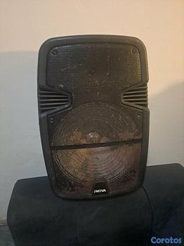 camaras y audio - Bocina recargable con micrófono 🎤 