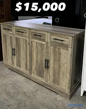muebles y colchones - Credenza de 4 puertas y 4 gavetas 
3 sillas desayunandor de ikea 