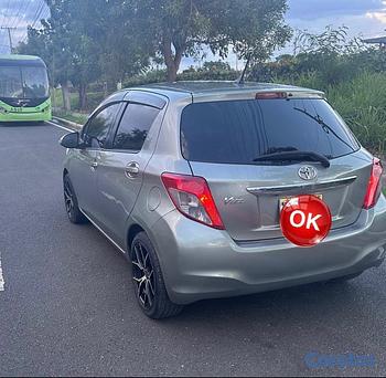 carros - Se vende Toyota Vitz 4 cilindros 2012.