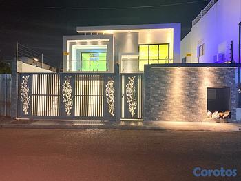 casas - venta de casa de lujo con piscina en la autopista de san isidro prado oriental 