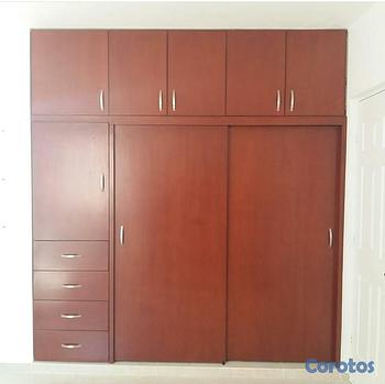 muebles y colchones - Closet personalizado en madera 