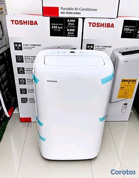aires acondicionados y abanicos - Disponible
Aire portátiles 
Toshiba 
8000 btu
Control 
Tuberías 
Todo completo
