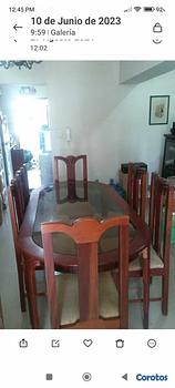 muebles y colchones -  comedor caoba mesa de 6 silla en buenas condiciones 