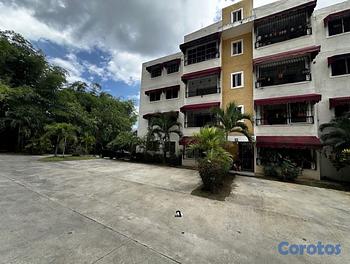 apartamentos - ¡Oportunidad! Vendo apartamento en Santo Domingo Oeste. 3er Nivel.
