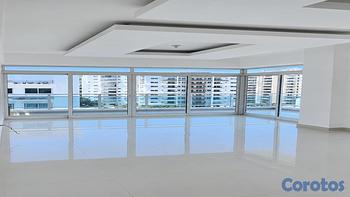apartamentos - Apartamento en venta con 3 parqueos– Evaristo Morales, D.N.