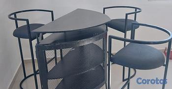 muebles y colchones - Barra moderna con 3 sillas altas – diseño elegante