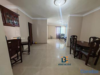 apartamentos - SE VENDE Apartamento con Tres Habitaciones y tres 