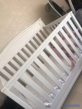 muebles - Cuna para bebés - Usada, como nueva!