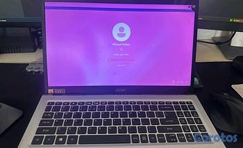 computadoras y laptops - Acer aspire 5 pantalla dañada y tapa inferior para cambiar 