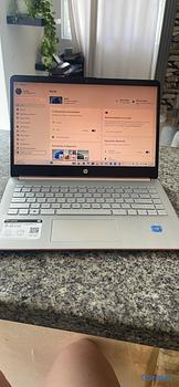 computadoras y laptops - vendo lapto HP 