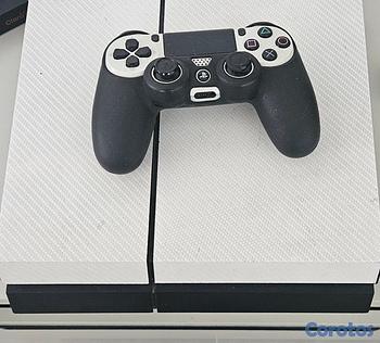 consolas y videojuegos - PS4 Fat Nítido Blanco (Skin Fibra de Carbono) + Co