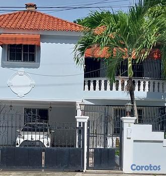 casas - 🏡 SE VENDE HERMOSA CASA DE DOS NIVELES EN GURABO, 