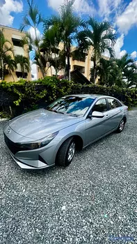 carros - Hyundai Elantra SE 2022