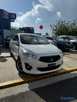 carros - Mitsubishi Mirage G4 ES 2020