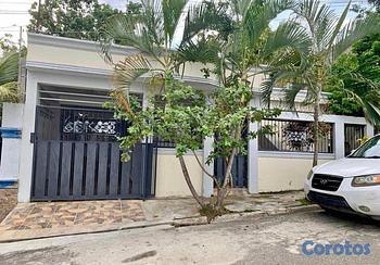 casas - Casa en venta en jardines del rey