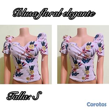 ropa para mujer - Blusa floral elegante 