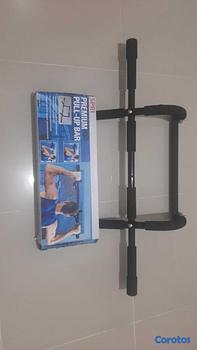 Artículos Deportivos - Barra de dominadas para puerta PREMIUM PULL-UP BAR