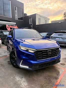 jeepetas y camionetas - la más nueva Honda Crv Lx 2024🇺🇸
 Clean Car fax , 92,000 millas 
