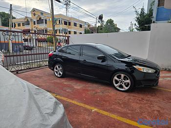 carros - VENDO MOTIVO DE VIAJE FORD FOCUS 2017