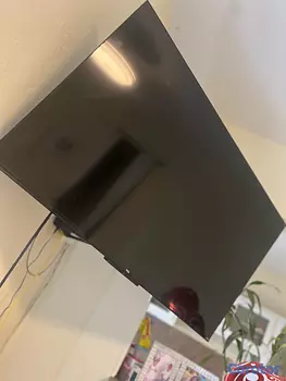 tv - TV TCL ROKU 43’PULGADAS BUEN PRECIO USADA/COMO NUEVA 