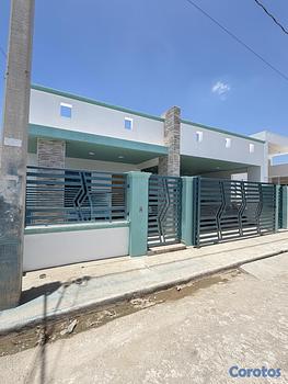 casas - Casa en venta en Santiago, zona tranquila y estratégica 