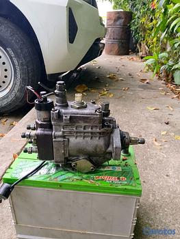 repuestos - bomba inyectora de Toyota prado 2003