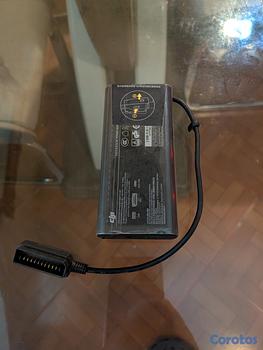 computadoras y laptops - DJI FPV Charging Hub