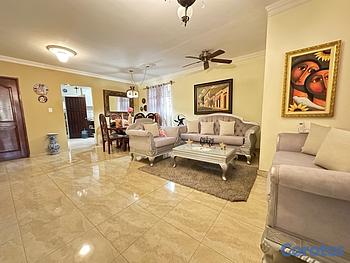 casas - Casa en venta en Carmen Renata 1 espaciosa y con potencial de crecimiento
