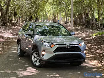 jeepetas y camionetas - Toyota RAV4 XLE 2021