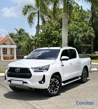 jeepetas y camionetas - 2023 Toyota Hilux Limited