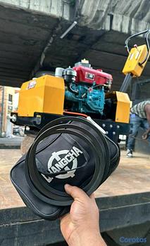 equipos profesionales - Rodillo Compactador Motor tipo kubota 