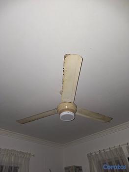 aires acondicionados y abanicos - ABANICO DE TECHO KDK CON LUZ COMPLETO 