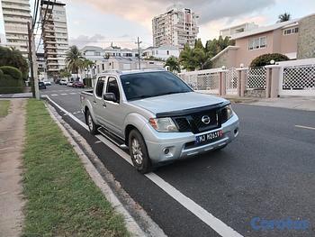 jeepetas y camionetas - Nissan frontier SV 2015 transmisión mecánica 