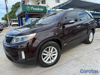 jeepetas y camionetas - Kia Sorento LX 2015
