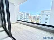 apartamentos - vendo Evaristo Morales dos habitaciones 2.5 baños dos parqueos balcón con vista 
