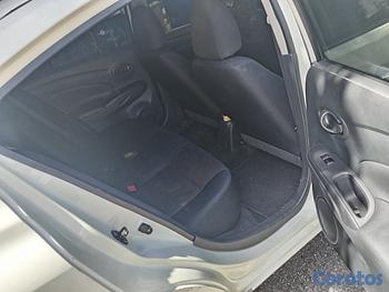 carros - Nissan latió /versa 280 