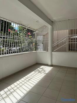 oficinas y locales comerciales - Casa en alquiler con fines comerciales 