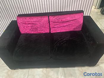 muebles y colchones - mueble y mesa de comedor Con las 4 sillas forradas en tela 