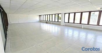 oficinas y locales comerciales - ALQUILÓ local para oficinas corporativo o call center 