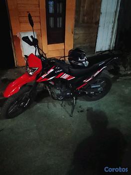 motores y pasolas - tauro Xplorel 200cc cómo nuevo 
