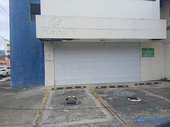 oficinas y locales comerciales - Local Comercial en Jardines Metropolitanos cerca d